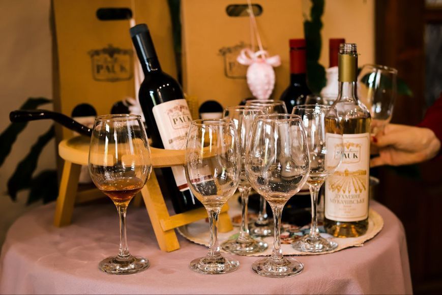 Экспресс-дегустация вин Chateau Pauk - быстрое знакомство со вкусом Закарпатья tasting-express фото